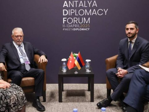 Ermənistan-Türkiyə sərhədinin açılmasında&nbsp;irəliləyiş yoxdur - Kılıç