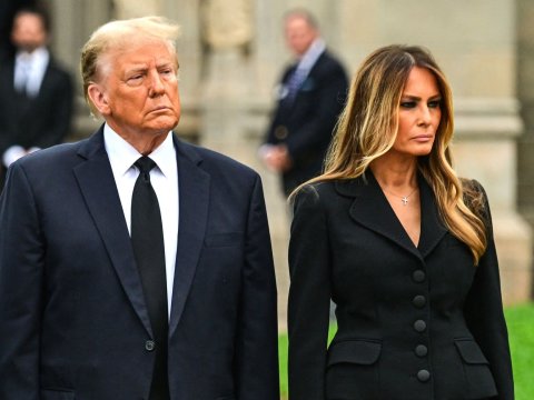 Tramp&nbsp;müayinədən keçdi -&nbsp;Çəkisi, qan təzyiqi, zehni və fiziki durumu AÇIQLANDI