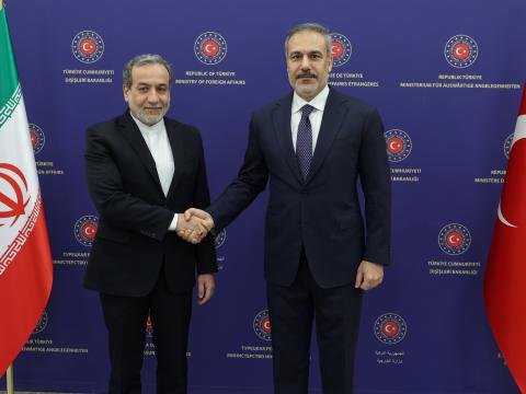 Fidan iranlı həmkarı ilə danışıqlar apardı