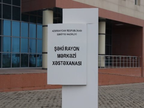 Məktəblini maşın vurdu