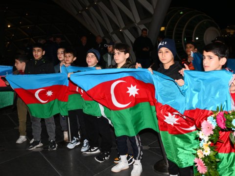 Avropa çempionları Vətənə qayıtdılar - FOTO