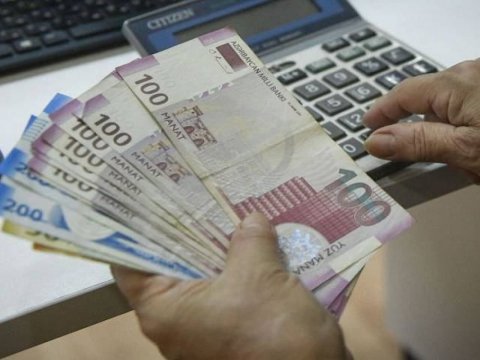 Azərbaycan əhalisinin gəlirləri 7%-ə yaxın artıb