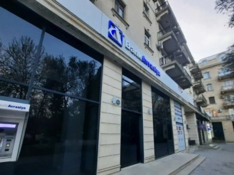 Bu bank verdiyi kreditlərin əksəriyyətini geri ala bilmir