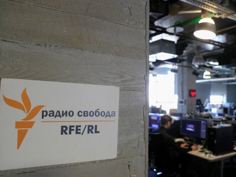 &ldquo;Azadlıq radiosu&rdquo;nun rus dilində yayımı dayandırıldı