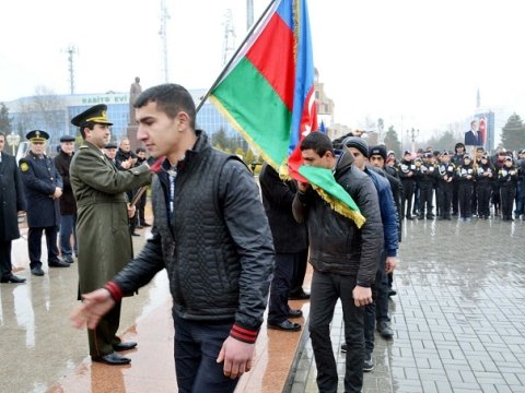 İlkin hərbi qeydiyyatdan boyun qaçıranlar CƏRİMƏLƏNƏCƏK