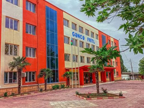 Bu liseydə şagirdlərin 90 faizi repetitor yanına getmədən yüksək bal topladı