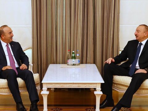 İlham Əliyev Mövlud Çavuşoğluya başsağlığı verdi