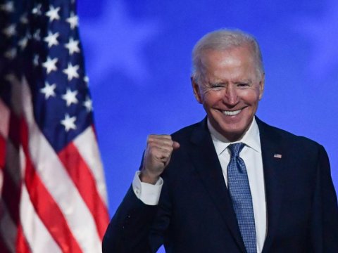 Bayden 300 min dollar tapa bilmir