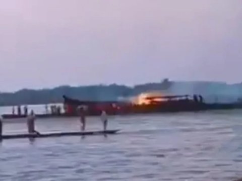 Gəmidəki yanğın 148 nəfərin ölümünə səbəb oldu&nbsp;