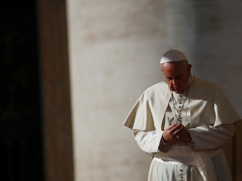 Katolik aləminin ən qalmaqallı PAPASI