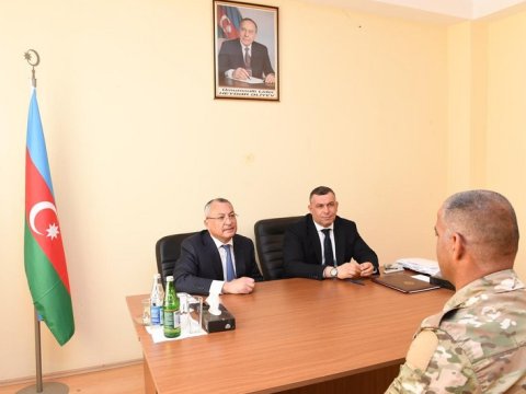 Rövşən Rzayev Yevlaxda vətəndaşları qəbul edib