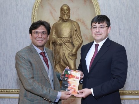 Fuad Muradov pakistanlı jurnalistlə görüşdü