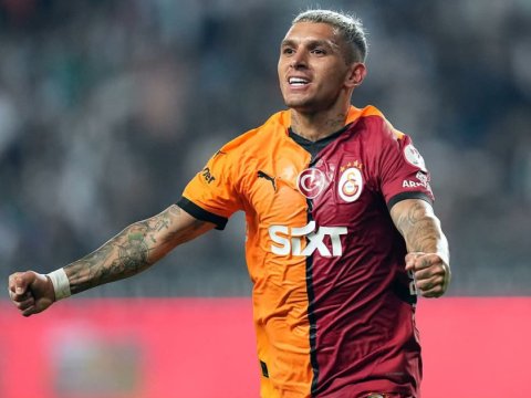 "Qalatasaray" finalda