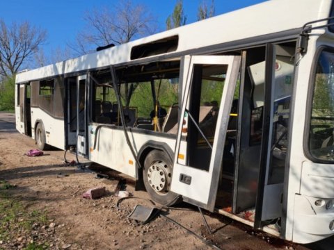 Rusiya ordusu&nbsp;Ukraynada sərnişin avtobusunu vurdu - 9 ölü, 30 yaralı
