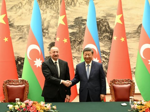 İlham Əliyev Çin liderini Azərbaycana dəvət etdi