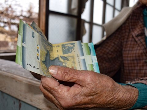 Azərbaycanda kimlər daha tez pensiyaya çıxacaq?