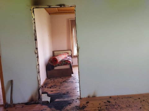 Lənkəranda evə ildırım düşdü - Yanğın oldu