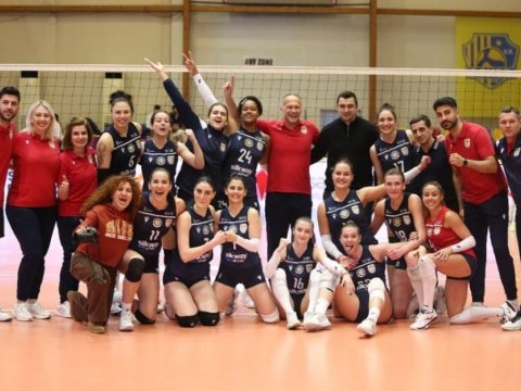 "Azərreyl" çempion OLDU