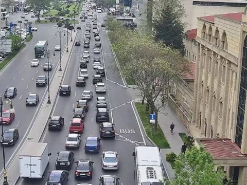 Bu yollarda tıxac var - SİYAHI