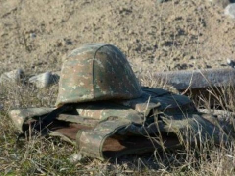 Erməni hərbçi minaya düşüb öldü