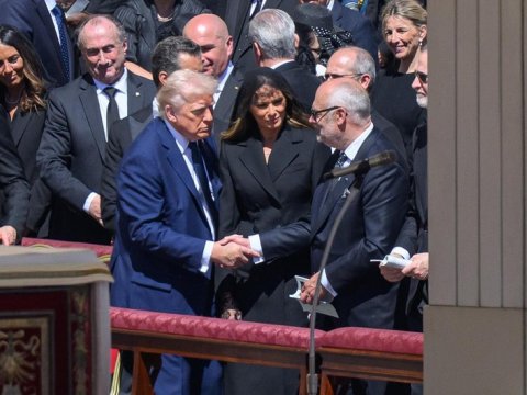 Trampdan Ukrayna ilə bağlı XAHİŞ