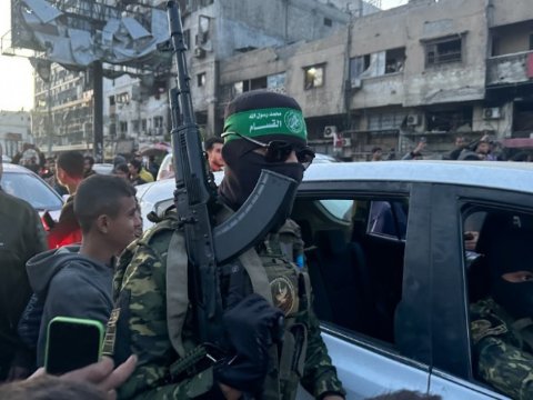 HƏMAS bəzi şərtlərlə&nbsp;məhbus mübadiləsinə HAZIRDIR