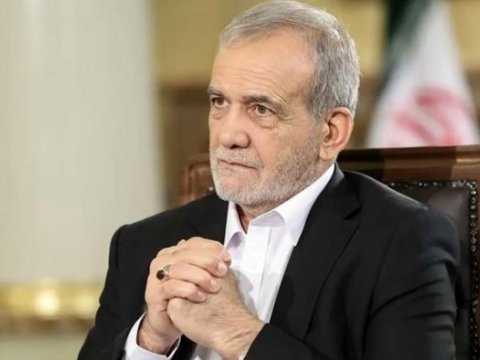 Pezeşkian AzTV-yə müsahibə verdi, şeir dedi - VİDEO