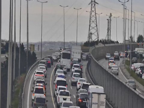 Bakıda dairəvi yolda qəza -&nbsp;FOTO