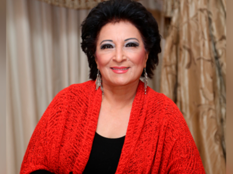 Xalq artisti yıxıldı, qolu sındı