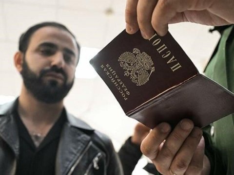 Putin miqrantlarla bağlı yeni fərman İMZALADI