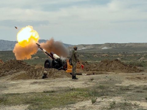 Ordumuz artilleriyanı işə saldı - FOTO