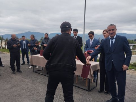 Ballıcada 15 ailəyə mənzillərin açarları verildi - FOTO 