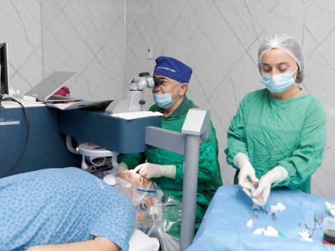 65 jurnalist ödənişsiz göz müayinəsindən keçib - FOTO