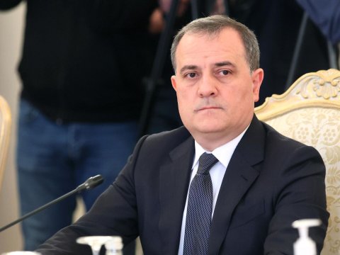 Ceyhun Bayramov Küveytə GETDİ