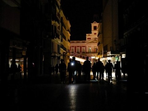 İşıq söndü,&nbsp;5 nəfər öldü...