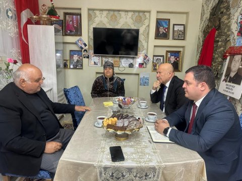 Səyyad Salahlı şəhid ailəsini ziyarət etdi - FOTOLAR