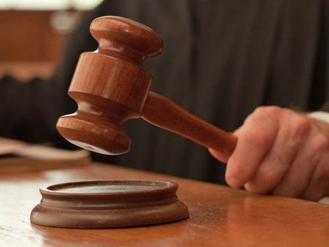 Məhkəmə DSX mayoruna hücum edən idmançı ilə bağlı qərar verdi