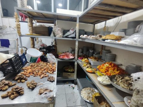 Bakının məşhur restoranında iyrənc mənzərə: kütləvi zəhərlənmə burda olub