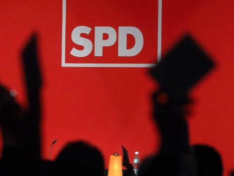 Almaniyada yeni hökumət üçün ilk addım