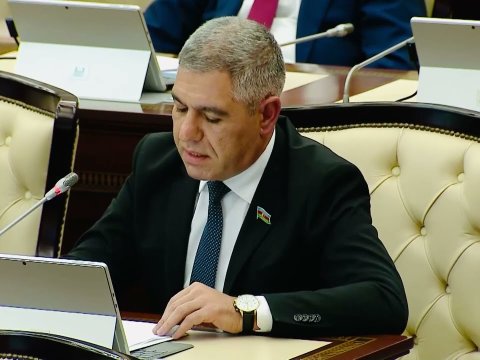 Deputat kredit borcu olan vətəndaşlarla bağlı təkliflər verdi