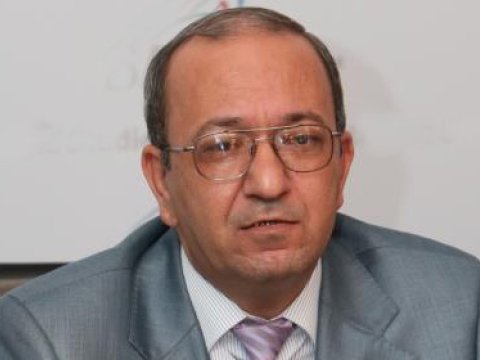 Hər şeyi yerində deyə bilən ADAM