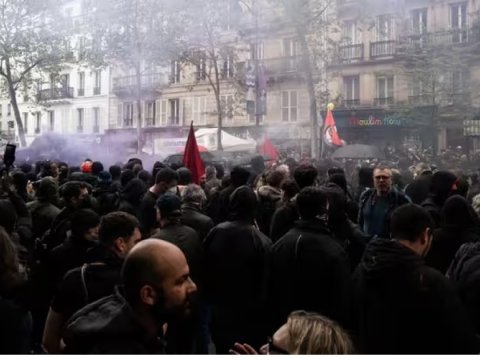 Parisdə 1 May qarşıdurması