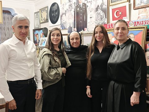 Leyla və Arzu Əliyevalar Polad Həşimovun evində - FOTO
