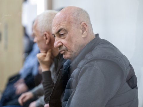 "Hər gün bir tikə çörək, azca su verirdilər ki, ölməyək"