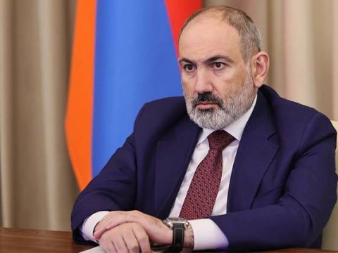 Paşinyan Dövlət Televiziyasının rəhbərini işdən qovdu