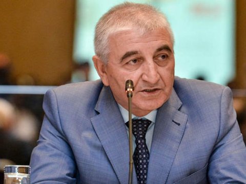 Məzahir Pənahovun oğlundan&nbsp;daha bir şikayət: universitet müəllimini də döyüb