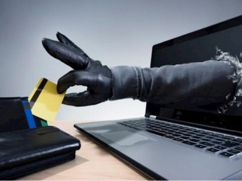 Bank kartlarından oğurluq - On minlərlə manat...