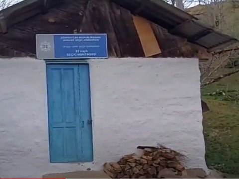 Cəmi 2 şagirdi olan Dico məktəbi - Rəsmi AÇIQLAMA