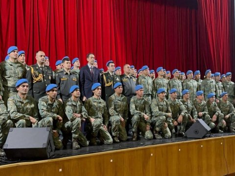 Səfirimiz paradda iştirak edəcək hərbçilərlə görüşdü -&nbsp;FOTO