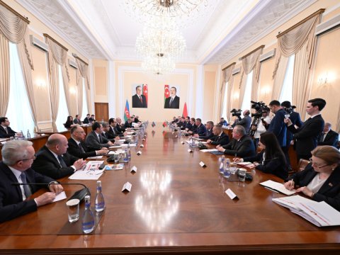 Baş nazirlər arasında geniştərkibli GÖRÜŞ